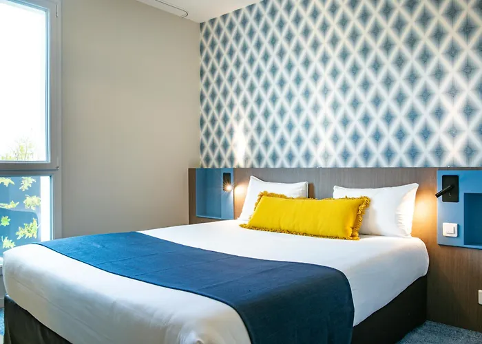 The Originals Boutique Hotel Restaurant Saint James, Montaigu-Vendee