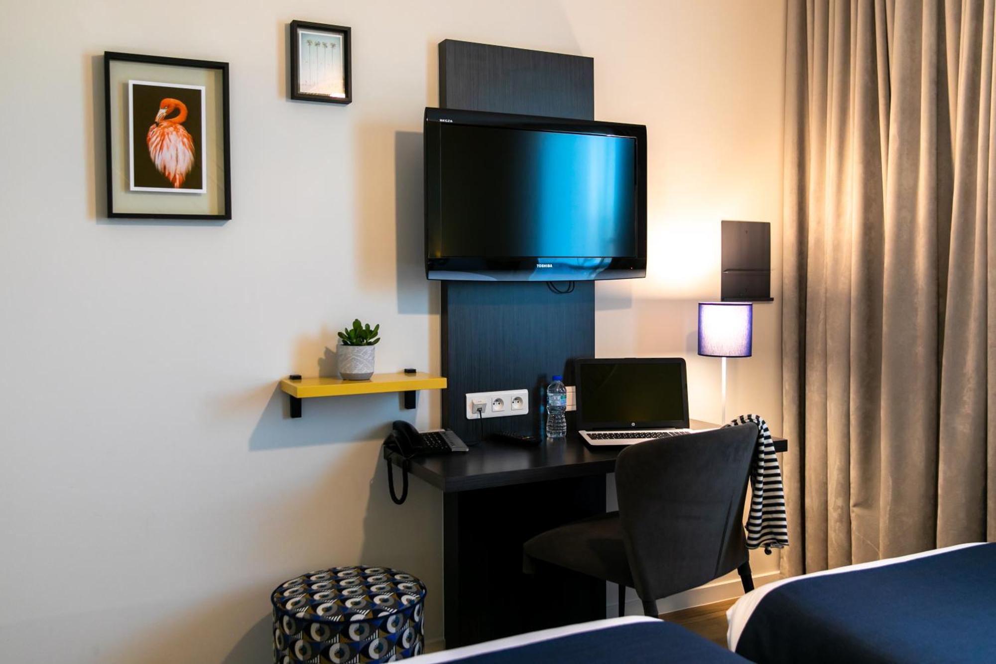 Hotel The Originals Boutique Restaurant Saint James, Montaigu-Vendee