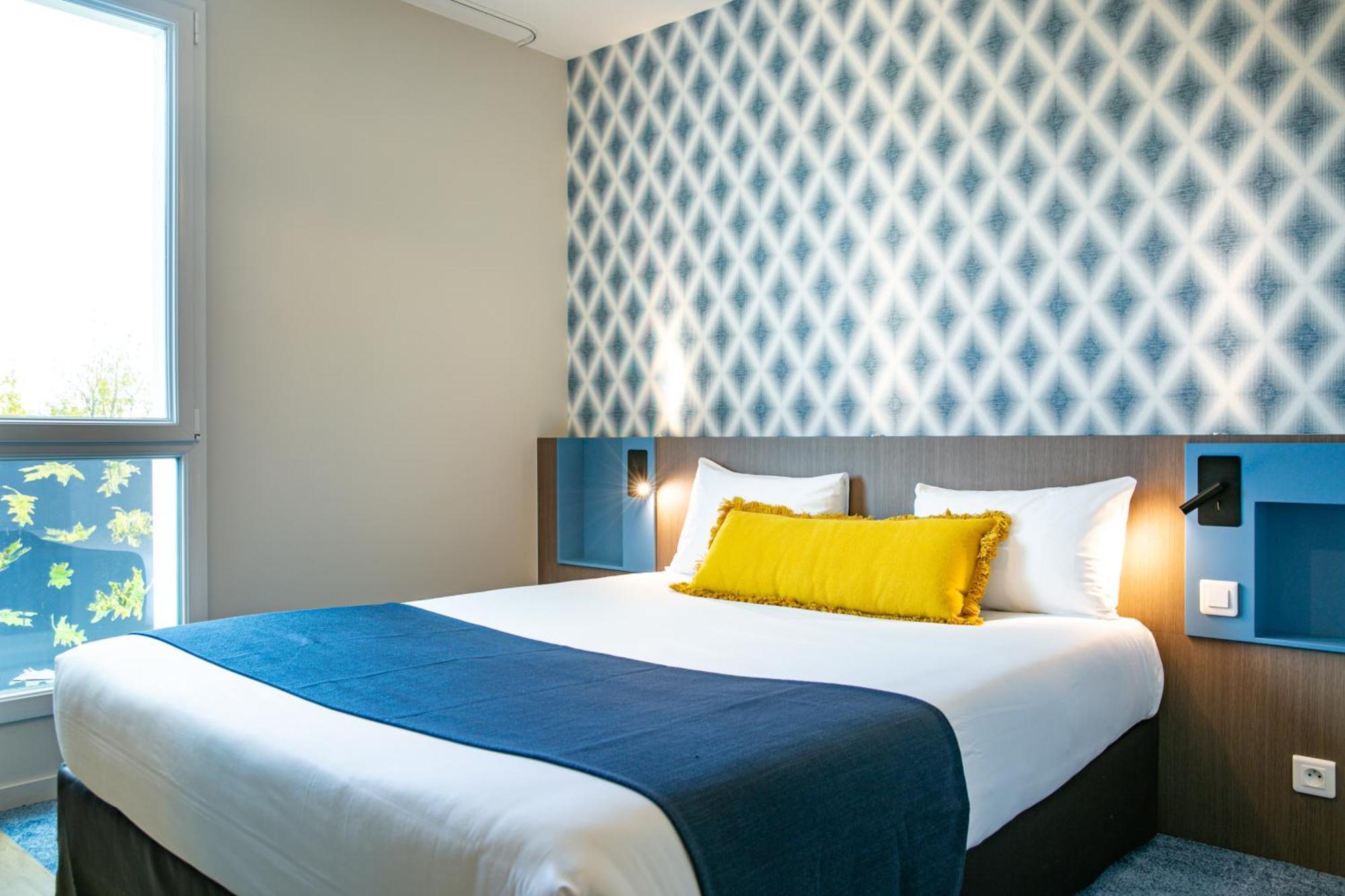 Hotel The Originals Boutique Restaurant Saint James, 3*